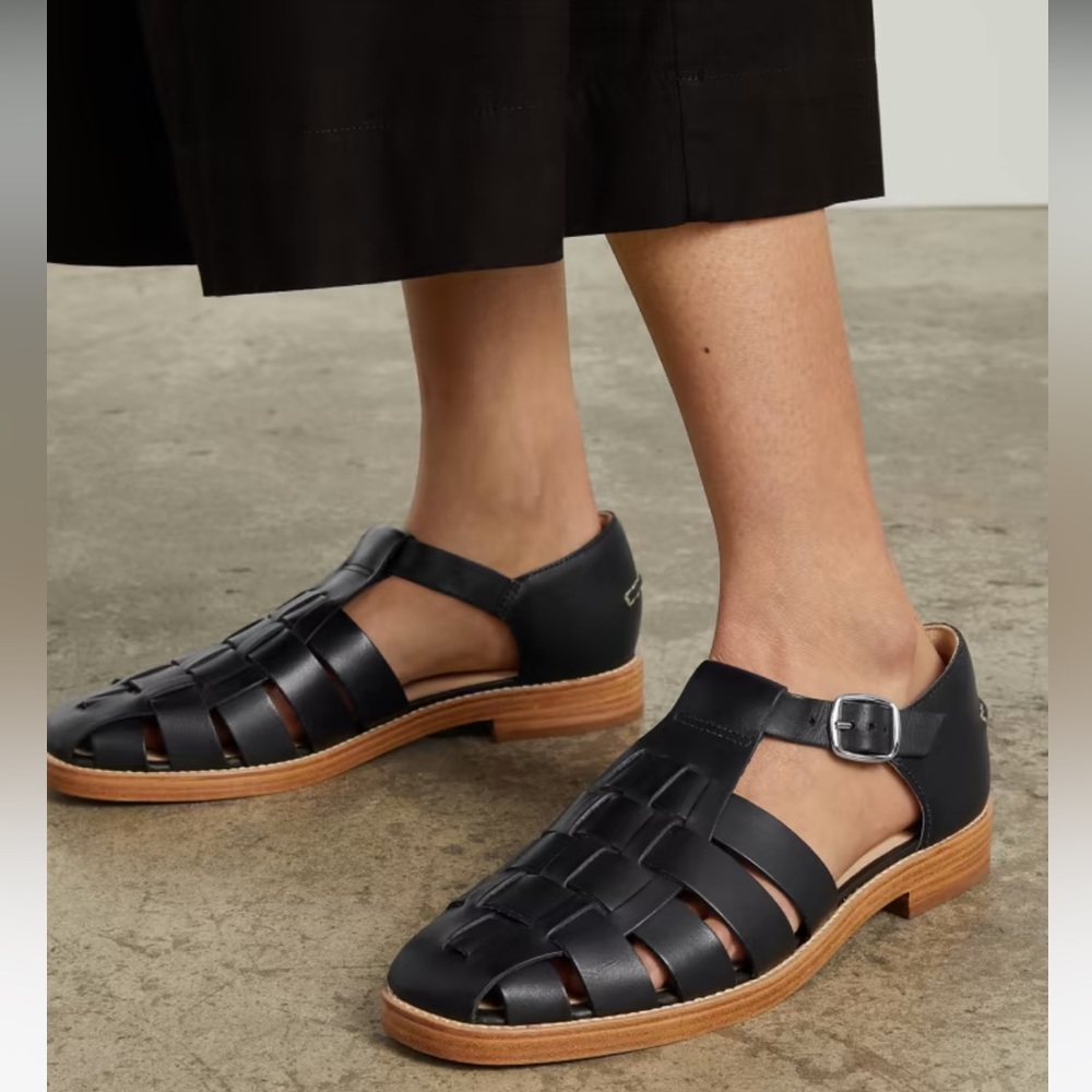 Everlane Black Leather Fisherman Sandals